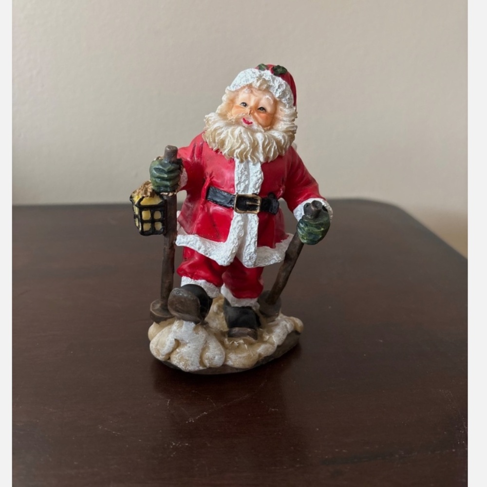 Vintage Santa clause figurine